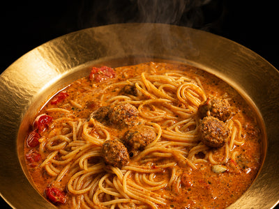 Spaghetti In Tomatoes Sauce with Scotch Fillet Premium Beef — Allow 30–60 Min Preparation