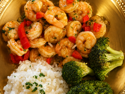 Garlic Prawn served with Rice & Broccoli — Allow 30–60 Min Preparation